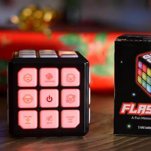 4-in-1-Handheld-Spiel STEM Toy Flash ing <span class=keywords><strong>Cube</strong></span> Electronic Memory Brain Game - Product Image 2