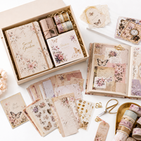 Ensemble cadeau de papeterie vintage personnalisé avec des motifs floraux et des papillons, journal relié, ruban adhésif washi, autocollants, kit de scrapbooking avec boîte cadeau