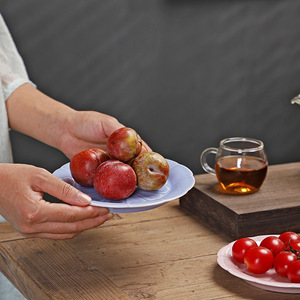 Assiette à dessert en céramique en forme de fleur, 6,5 pouces, plat à thé et à collation en porcelaine, style chinois, plateau à fruits pour la maison, utilisation pour les fêtes - Product Image 3