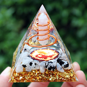 คริสตัลชิปพีระมิดเรซิ่นอีพ็อกซี่งานฝีมือประดับตกแต่งโต๊ะทำงาน คริสตัลสีขาวทรงเสา หินไท่ชิสีแดง หินมูนสโตน ของตกแต่งบ้าน ของขวัญ - Product Image 1