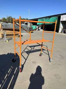 Mini échafaudage mobile avec roues établi en acier pour électricien/charpentier/<span class=keywords><strong>peintre</strong></span>/jardinier/artisanat personnel - Product Image 4