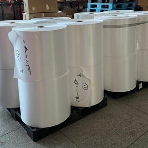 Ruban en plastique métallisé solide de grande taille pour emballage cadeau, ruban en PP Jumbo pour emballage cadeau de fête - Product Image 6