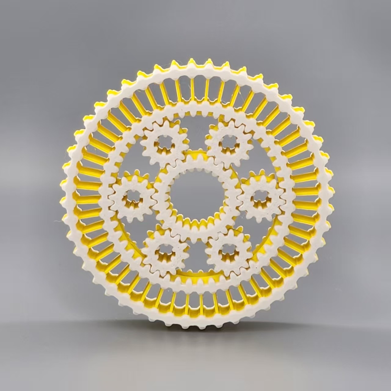 Giroscopio dorado de guerrero - Punta de dedo - 85cm