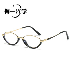 แว่นตากรอบเล็กทรงแคทอาย วัสดุ PC ป้องกันแสงสีฟ้า แว่นกันแดดสำหรับผู้หญิง - Product Image 1