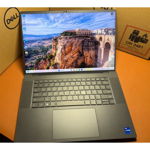 Workstation <span class=keywords><strong>Dell</strong></span> Precision 5690 Ultra 7 165H 16GB RAM DDR5 NVIDIA RTX 4000 Ada 12GB Scheda Grafica Dedicata 16 Pollici SSD da 512GB - Product Image 1