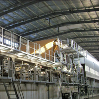 Machine de production de pâte à papier recyclée pour carton et papier usagés, capacité de 150 tonnes par jour, machine à papier kraft