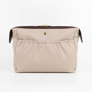 Bolso <span class=keywords><strong>de</strong></span> mano <span class=keywords><strong>de</strong></span> cuero PU Vegano para ordenador portátil <span class=keywords><strong>de</strong></span> 15,6 pulgadas con logotipo personalizado <span class=keywords><strong>de</strong></span> fábrica <span class=keywords><strong>de</strong></span> China para mujer bolso <span class=keywords><strong>de</strong></span> <span class=keywords><strong>trabajo</strong></span> con correa cruzada - Product Image 6