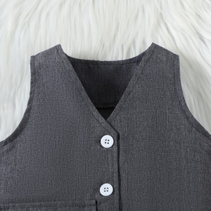 ชุดเด็กผู้หญิงแฟชั่นฤดูร้อน เสื้อกั๊กคอวีติดกระดุมเดี่ยว + เสื้อยืด + กระโปรงจีบ ชุดสามชิ้นสุดคลาสสิก - Product Image 5