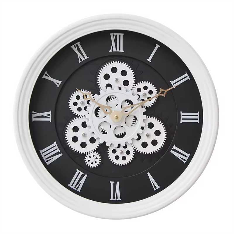 Bord blanc, chiffres romains blancs sur cadran noir