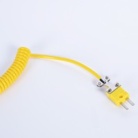 Sonde de température étanche à thermocouple avec poignée blindée et gaine flexible pour mesures difficiles d'accès