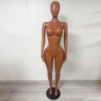 Maniquí de cuerpo completo para mujer de talla grande con cabeza, de plástico, piel marrón, en pose de pie, para exhibición de ropa