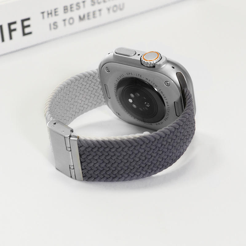 สีเทาเข้มและสีเทาอ่อน