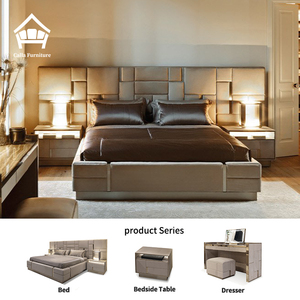 Set Camera da Letto Matrimoniale Moderno di Lusso Leggero, Letto Matrimoniale in Pelle, Arredamento per Villa con Ampio Spazio, Letto Grande con Schermo Ampio - Product Image 1