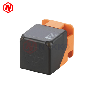 Sensor Inductivo Cúbico Original Ifm IM5132 con Cabezal de Detección de Cinco Posiciones para Control Industrial y Construcción de Máquinas IM5132 - Product Image 2