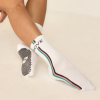 Chaussettes de yoga, danse et Pilates pour femmes, antidérapantes, en coton tricoté avec silicone, chaussettes de sport antidérapantes pour le sol, chaussettes de fitness avec logo personnalisé