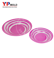 Moule d'injection plastique bicolore personnalisé pour boîte à lunch PVC ABS silicone métal pour appareil ménager et couvercle de bac à légumes