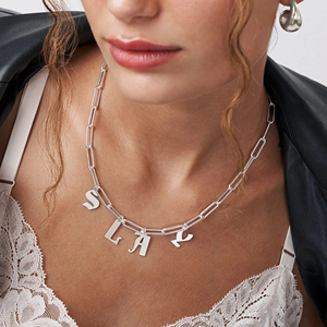 Collana con Catena a Graffetta Personalizzabile in Acciaio Inox con Certificazione CE, Regalo per San Valentino, Iniziali e Nome Personalizzati - Product Image 1