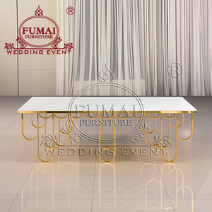 Mesa de banquete moderna para hotel FUMAI FURNITURE con patas metálicas doradas en forma de U y tablero de MDF, diseño contemporáneo - Product Image 5