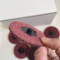 Disque à changement rapide en nylon rouge robuste de 3 po (7,6 cm), qualité moyenne pour le conditionnement et le lissage des surfaces
