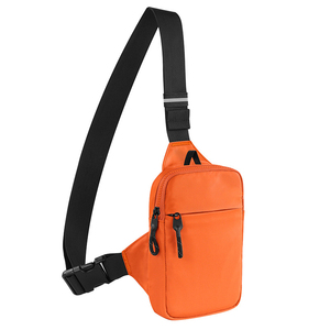Sacs bandoulière unisexe en cuir PU avec fermeture éclair, motif uni, petit sac de sport pour adolescents, personnalisable avec logo, collection 2026 - Product Image 4