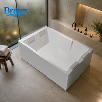 Baignoire carrée autoportante en acrylique pour hôtel, villa, spa, avec drain central, pour projets de salle de bain 2-3 personnes