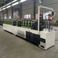 Machine de profilage à froid entièrement automatique haute efficacité pour profilés en C et U de charpente de villa en acier léger galvanisé, avec roulement de moteur