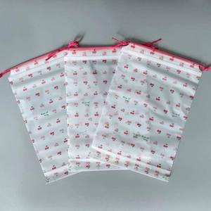 Sac à fleurs en forme d'ours en peluche givré fabriqué en usine avec emballage anti-poussière, sac à cordon, sac de rangement transparent, sac à chaussures - Product Image 2