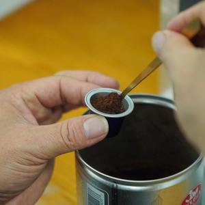 Meilleur prix de gros pour les <span class=keywords><strong>capsules</strong></span> de machine à café en aluminium <span class=keywords><strong>bio</strong></span>-responsables, <span class=keywords><strong>capsules</strong></span> vides et couvercles - Product Image 2