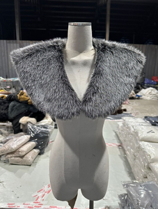 Collar de Invierno, Estilo Rey Vikingo, Chal Medieval de Guerrero, Capa de Piel Artificial, <span class=keywords><strong>Disfraz</strong></span> de Halloween, Disfraces de TV y Cine - Product Image 4