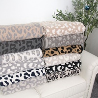 Logo personalizzato di lusso del leopardo di spessore grosso cozy poliestere maglia tiro coperta per la decorazione domestica