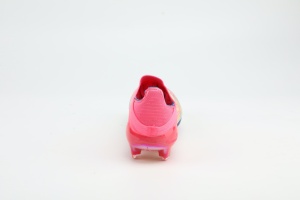 أحذية كرة قدم KICKJUERSEY الأحدث والأكثر عصرية بشبكة طائرة للمدارس الثانوية للطلاب والرجال والنساء والبالغين والأطفال - Product Image 5