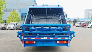 Camion compacteur de déchets Shacman 4x2 d'occasion, 12-18 m³ de capacité, avec bras de compression automatique et pompe à bras oscillant - Product Image 6