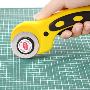 Kuning dan Hitam 45 Mm Rotary Cutter 45 Mm Jahit Cutter 45 Mm Quilting Cutter