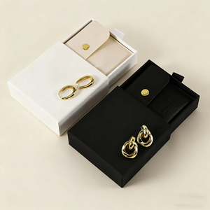 Customized Luxe Discreet Half Round Jewelry <b>Cases</b> Multi Color Leather Travel Jewelry Organizer - Product Image 2
