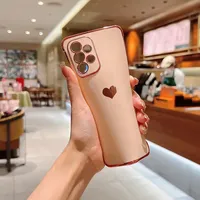 Coque de téléphone antichoc avec protection d'objectif et motif cœur électroplaqué pour Samsung Galaxy S26 Ultra S25 S24 S23 A16 A55