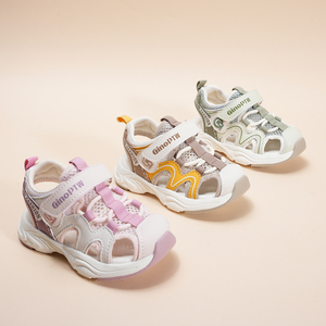 Sandalias para Niños con Protección para el Dedo Gordo del Pie, Sandalias Juveniles con Cierre de Velcro, Antideslizantes, Transpirables, para Niños y Niñas - Product Image 4