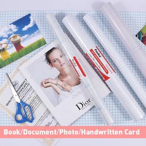 Fournisseur de papeterie scolaire OEM Rouleau de film plastique transparent de couleur Protecteur de couverture de <span class=keywords><strong>livre</strong></span> auto-adhésif transparent pour les écoliers - Product Image 6