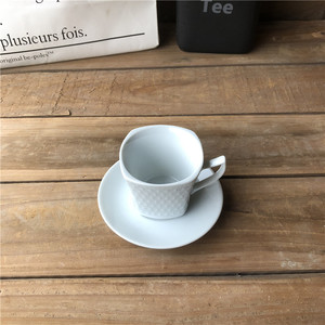 Bán Buôn Bộ Tách Trà Hình Dạng Cổ Điển Độc Đáo Cốc Và Đĩa Gốm Để Sử Dụng Hàng Ngày - Product Image 4