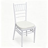 Chaise Chiavari en fer blanc avec coussin amovible, empilable, imperméable, pour hôtel, extérieur, villa, mariage, banquet, salle à manger