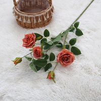 Fleur artificielle en soie Yafei Rose pour décoration intérieure, présentation en magasin, mariage, Saint-Valentin, Thanksgiving, style haut de gamme