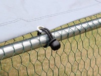 Poulailler et extension de course 10 + poulets en STOCK