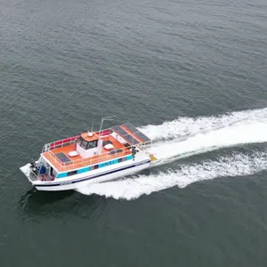 Barco de trabajo de lancha de aterrizaje de aluminio con motor diésel y chorro de agua