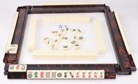 Ensemble de luxe moderne de 4 supports et pousseurs de mahjong en écaille de tortue avec aimants, taille et couleur personnalisables, design portable pour le divertissement