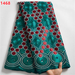 1468 Tessuto in Pizzo Voile Svizzero Africano all'Ingrosso, Pizzo Ricamato in Cotone Rosso Rosa per Abiti da Sposa - Product Image 4