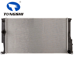 Radiateur de refroidissement de voiture de radiateur de pièces d'auto pour BMW 2 SERUES 2.0L L4 3 F30 328I OEM 17117618807 - Product Image 1