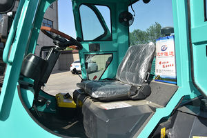 รถยกดีเซล GOCHA 5000 กก. ขายร้อนแรงจากโรงงานโดยตรง ความสูงยก 3-6 เมตร สำหรับทุกสภาพพื้นผิว ขับเคลื่อนสี่ล้อ พร้อมเสาสามตอน - Product Image 4