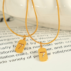 Collar de Cadena de Serpiente Dorada con Número 7 de la Suerte, Gargantilla Minimalista de Acero Inoxidable, Estilo Unisex para Parejas, Joyería de Regalo - Product Image 2