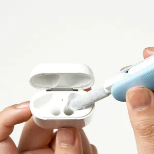 Kit de nettoyage d'écouteurs sans fil breveté de conception originale d'usine stylo de nettoyage pour Smartphone brosse de nettoyage Airpods quatre en un