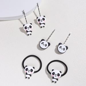 Accessoire de tête tendance pour filles, style international, simple et assorti, avec <span class=keywords><strong>pince</strong></span> unique, motif dessin animé original et mignon, fait main pour enfants - Product Image 1