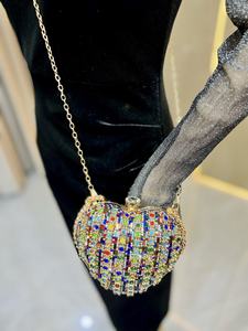 Sac <span class=keywords><strong>de</strong></span> soirée 2026 pour femme, pochette <span class=keywords><strong>de</strong></span> luxe en forme <span class=keywords><strong>de</strong></span> cœur, sac à main <span class=keywords><strong>de</strong></span> mariée élégant avec chaîne, sac à bandoulière en strass en forme <span class=keywords><strong>de</strong></span> cœur - Product Image 3